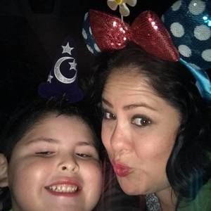 Meet your Posher, Crystal